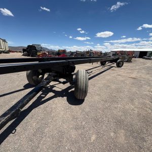 REMOLQUE CON DIRECCION EN LOS 2 EJES